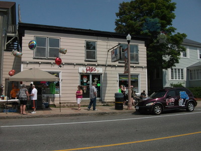 Happy 30th Anniversary Pete's!
