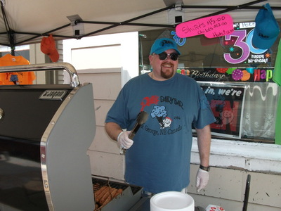 Who wants a hot dog!!
